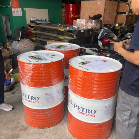 5 Dấu Hiệu Cho Thấy Đã Đến Lúc Bạn Cần Thay Dầu Động Cơ Ngay Lập Tức