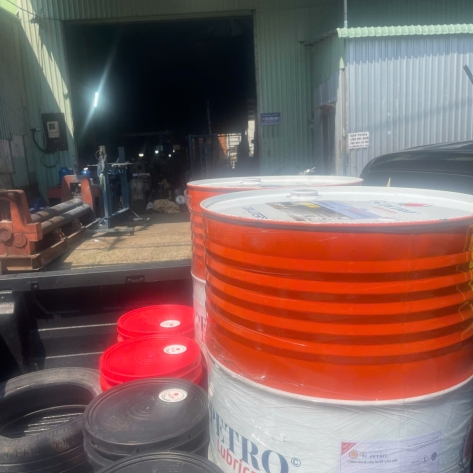 Phân Biệt Dầu Thủy Lực Chống Mài Mòn